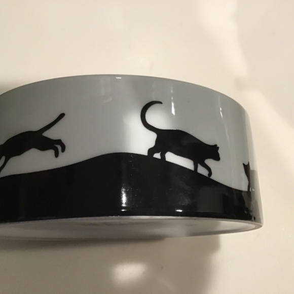 CATS & DAWGS CERAMIC ROUND CAT FOOD/WATER BOWL - Picture 3 of 6